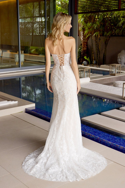 Juliet 2667S Lace Strapless Bridal Mermaid Gown with Fitted Silhouette and Sweetheart Neckline