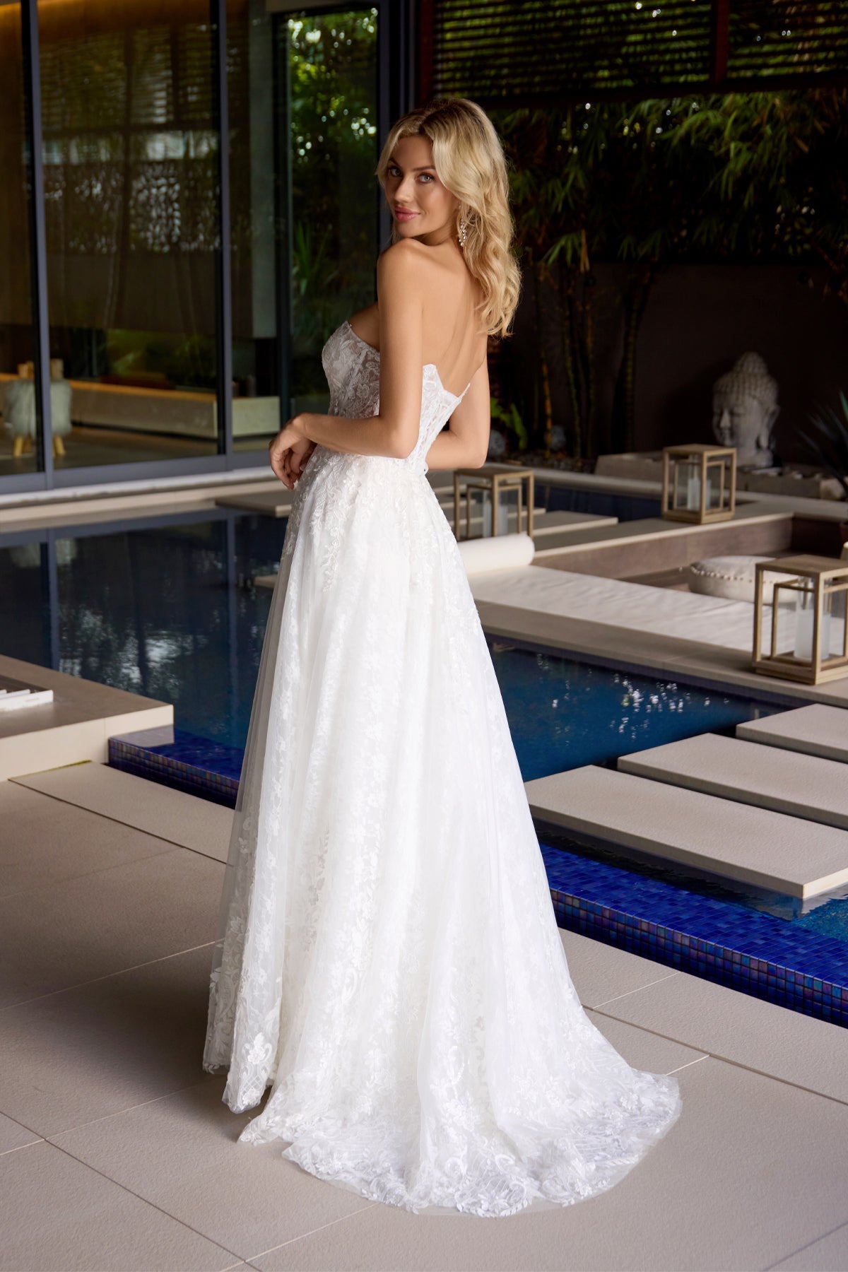 Juliet Off White Long Formal Dresses