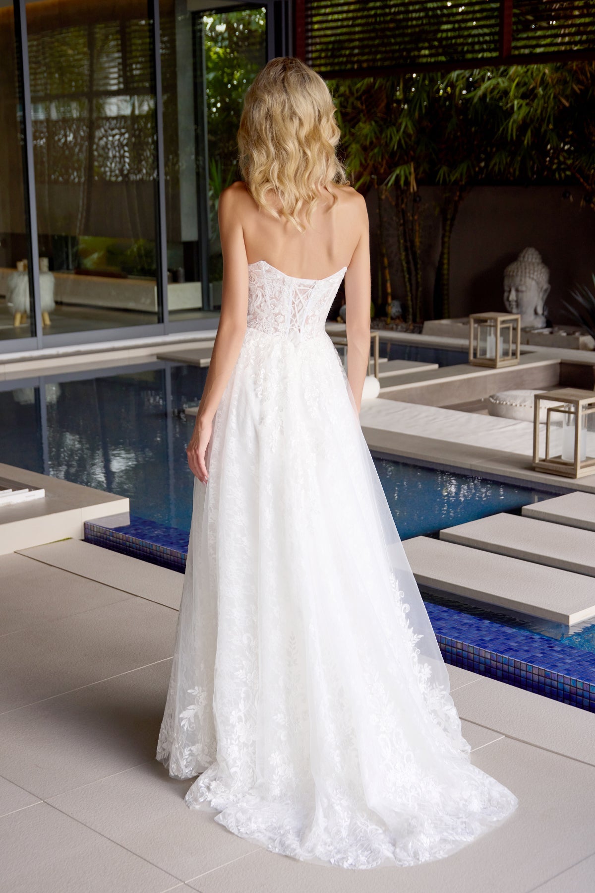 Juliet Off White Long Formal Dresses