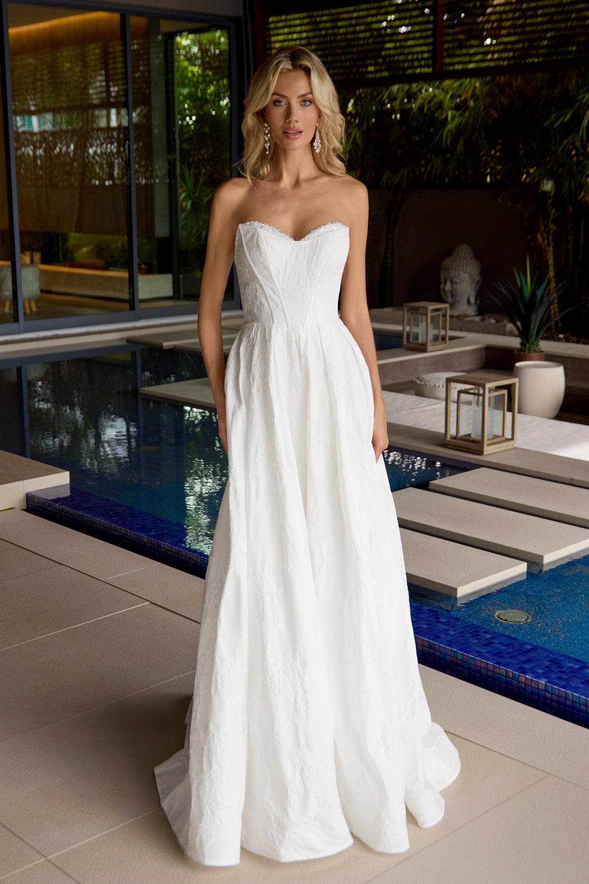Juliet Off White Long Formal Dresses