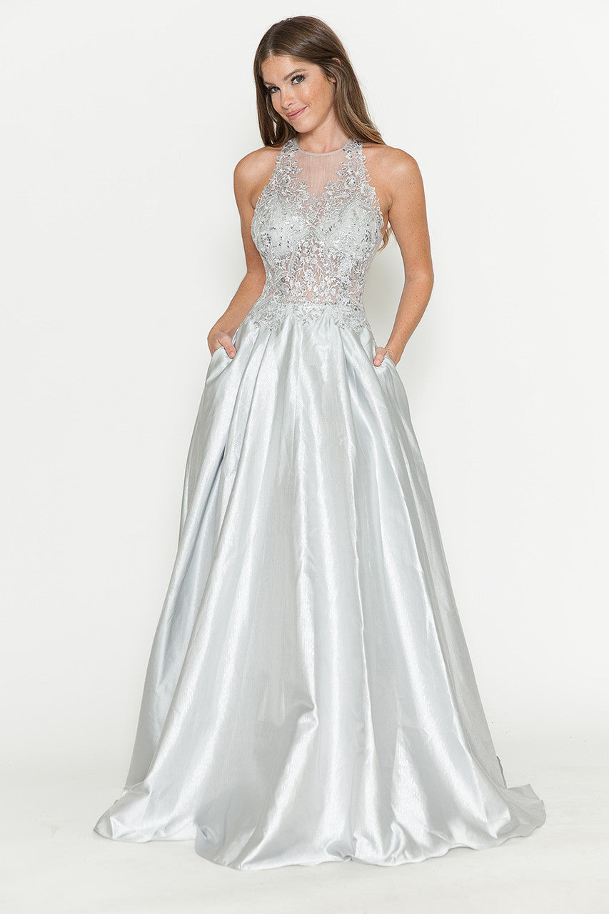 Vestido de corte A con corpiño de encaje transparente y escote halter de Lenovia 8181