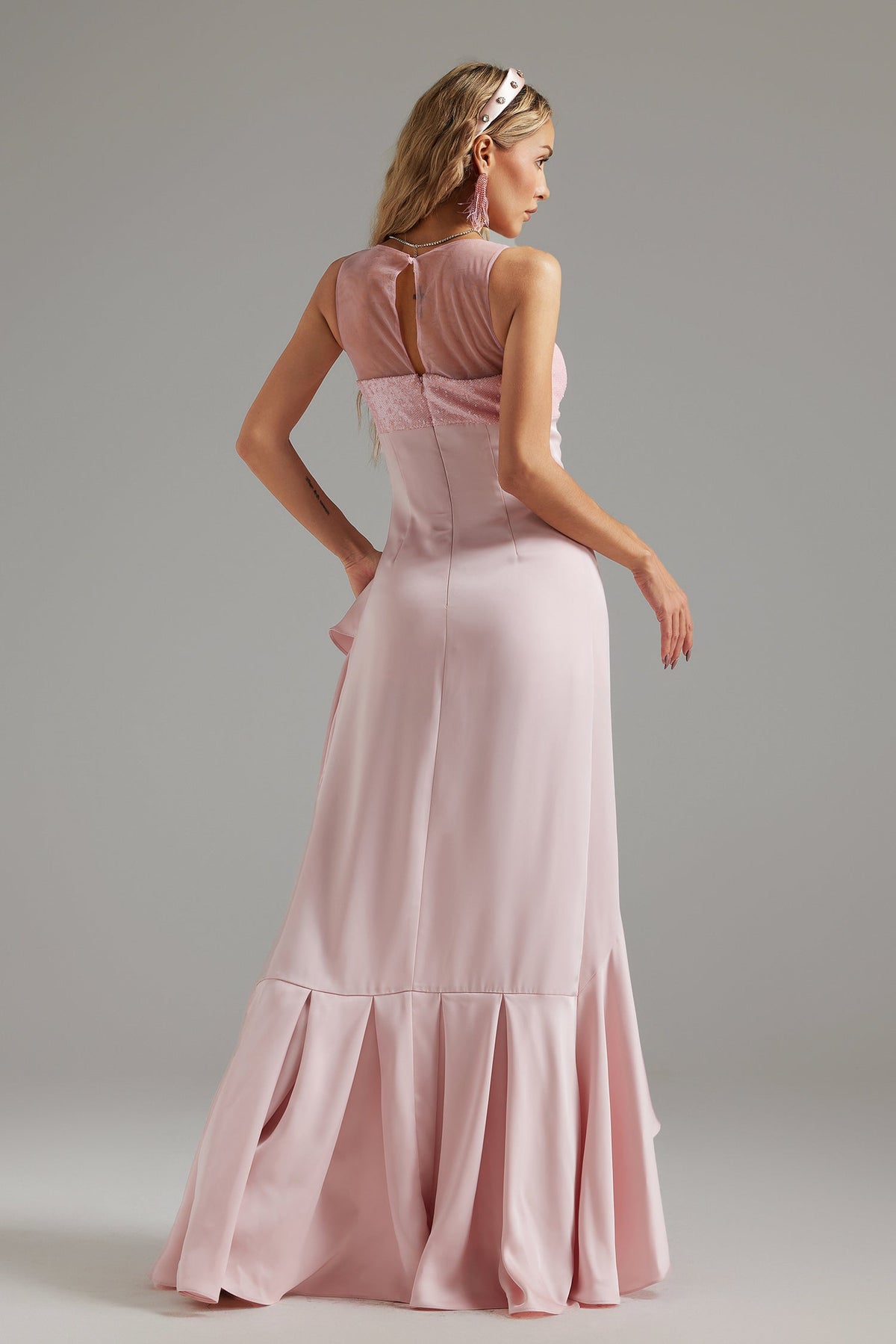 Bella Barnett C-Dresses