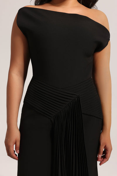 Bella Barnett Juny Oblique Shoulder Sleeveless Folds Cocktail Party Midi Dress
