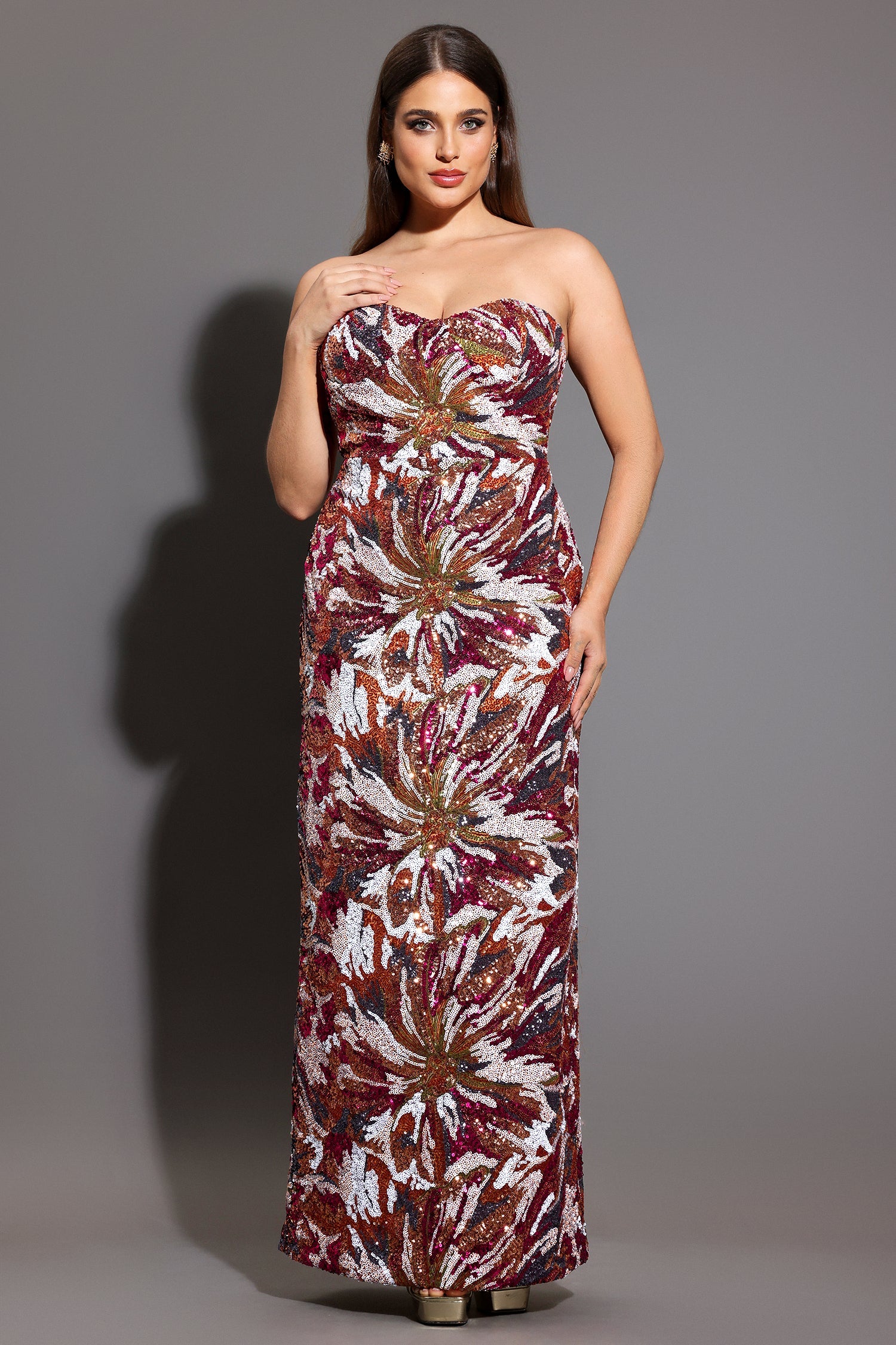 bella's prom dress Bella Barnett Locia Sleeveless Sequins Formal Evening Gown Amazing 1970s Black Hand If you purchase without Square Toe Heels Color:black-gunmetal
