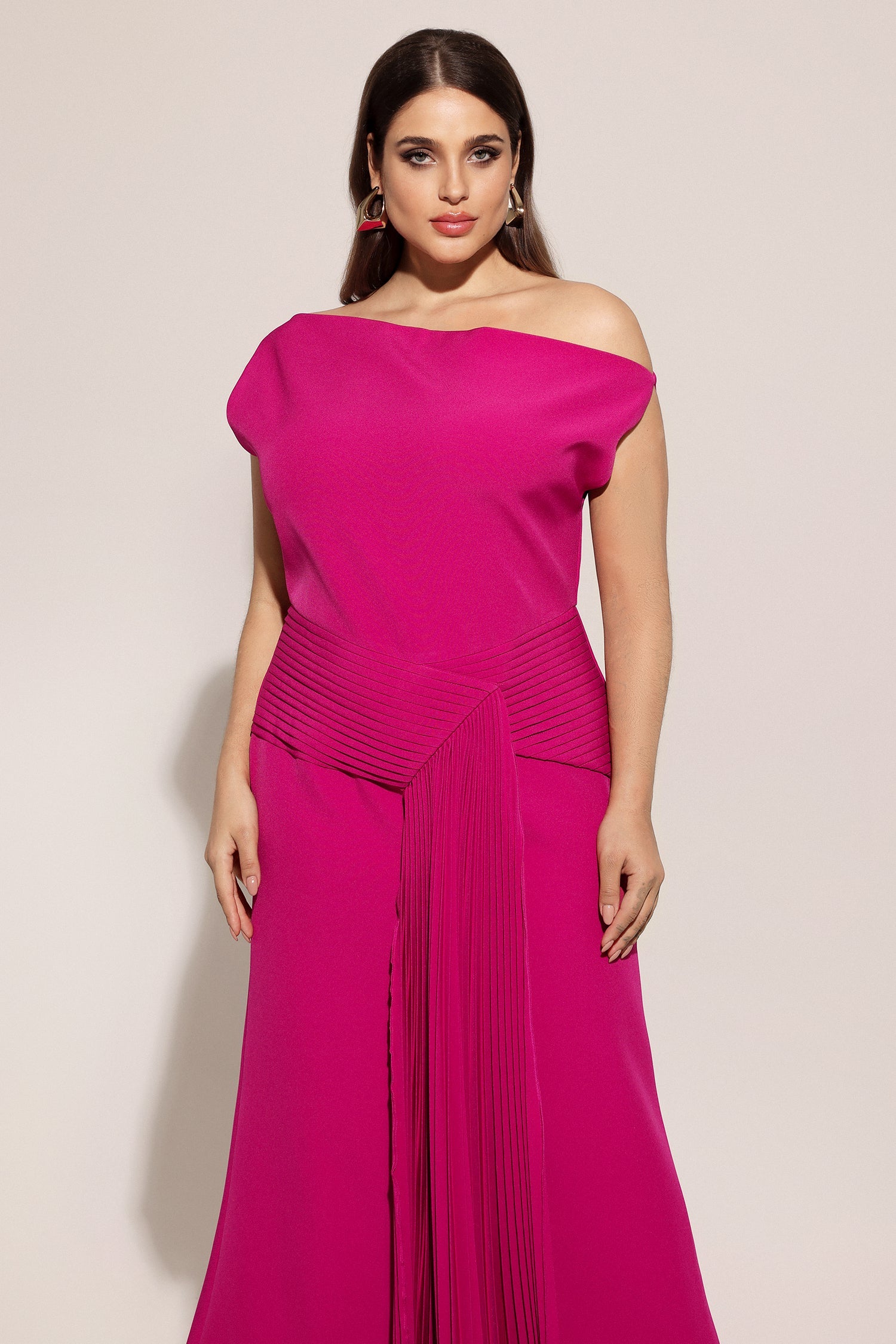 Bella Barnett Paulina Oblique Shoulder Sleeveless Folds Cocktail Party Midi Dress