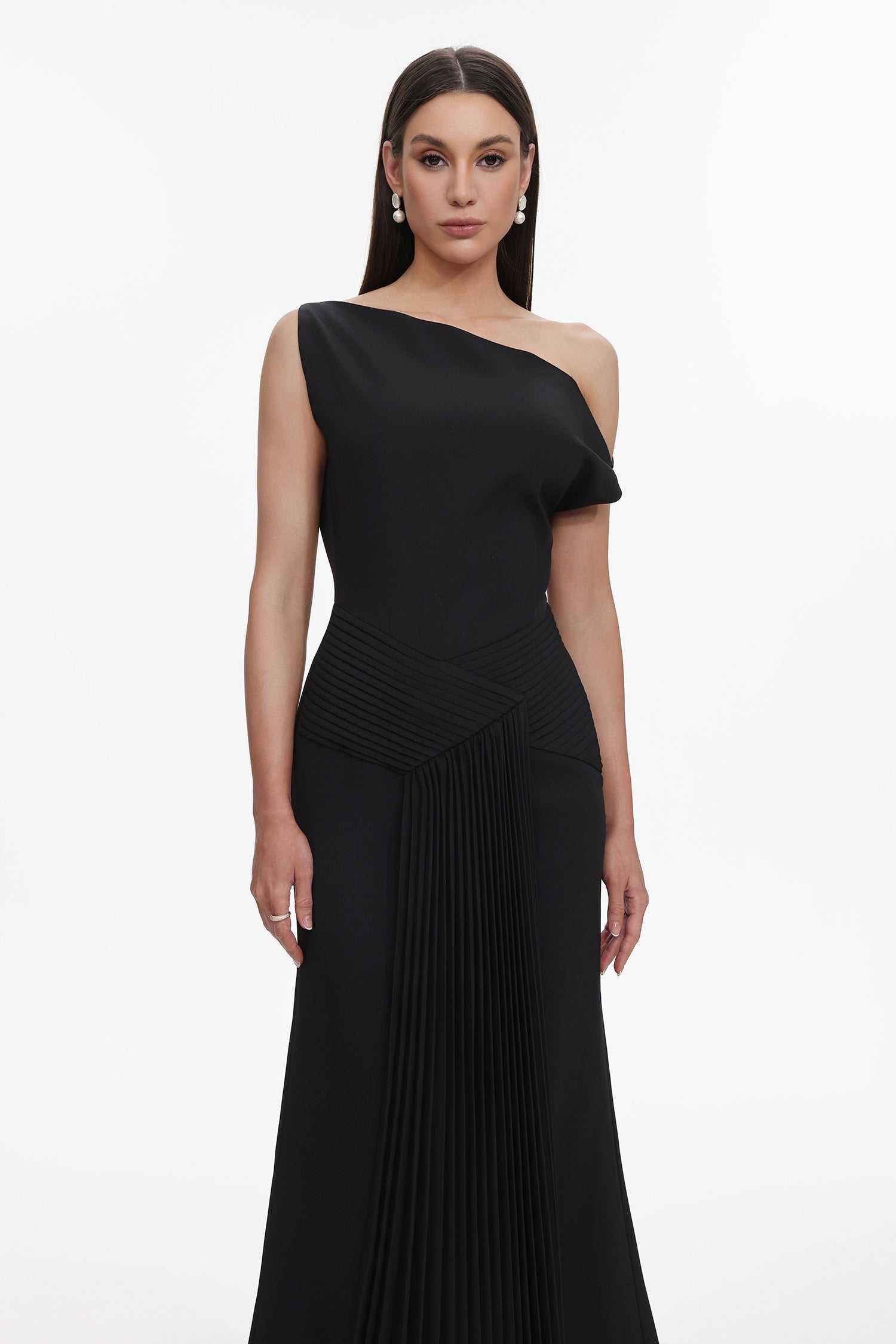 Bella Barnett Juny Oblique Shoulder Sleeveless Folds Cocktail Party Midi Dress