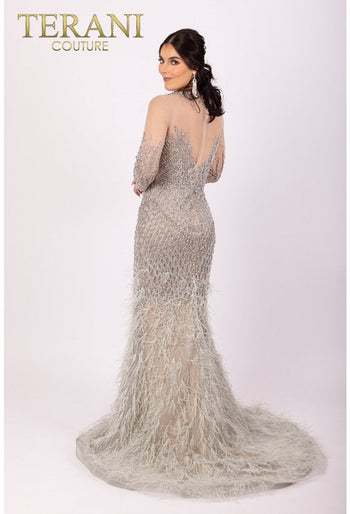 Terani Couture 232GL1437 Vestido de noche de sirena con mangas largas y adornos