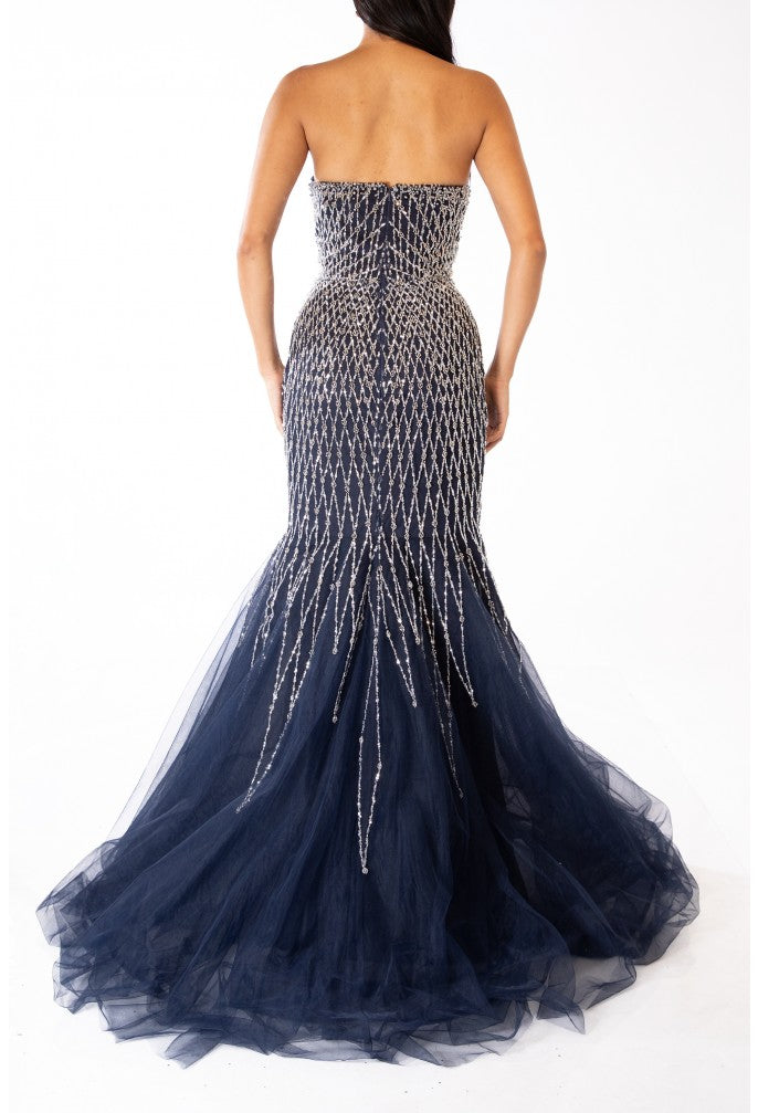 Vestido de fiesta largo de tul azul marino con cuentas y corte sirena sin mangas Terani Couture 241p2132 