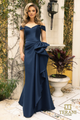 Vestido largo de columna con hombros descubiertos en mikado elástico Terani Couture 242m3335