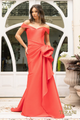 Vestido largo de columna con hombros descubiertos en mikado elástico Terani Couture 242m3335