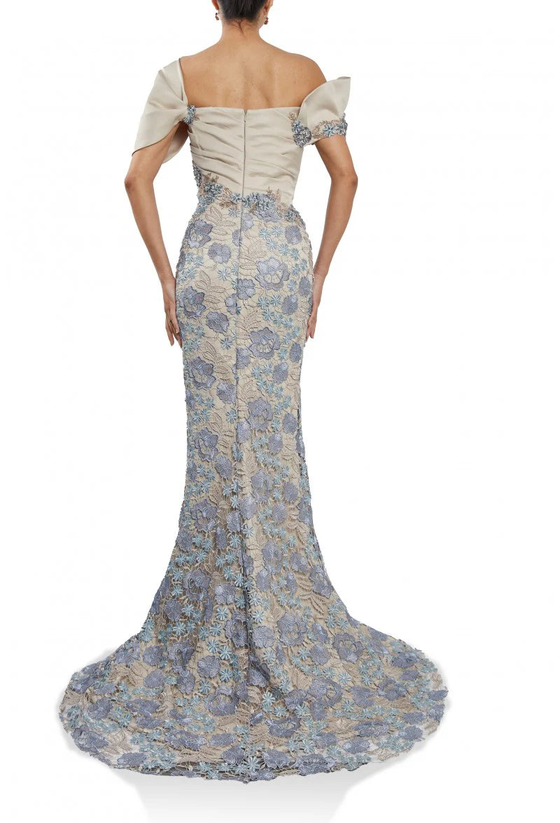 Vestido de corte trompeta con hombros descubiertos en jacquard dorado pizarra Terani Couture 242e3143