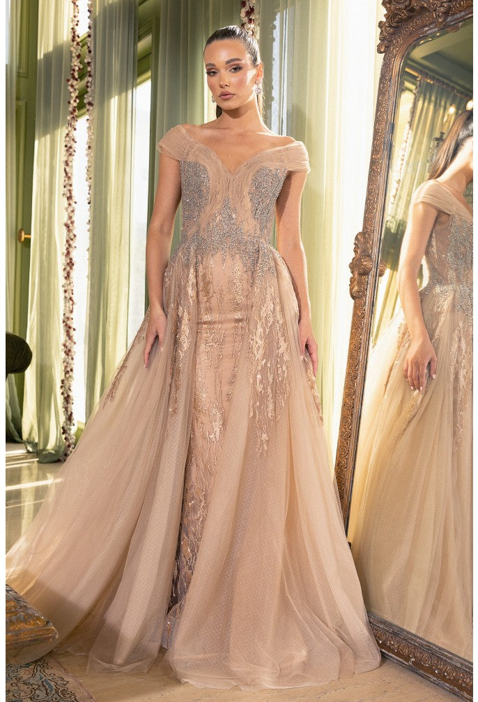 Vestido de gala con escote corazón y tul de Terani Couture 242m3347 