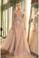Vestido de gala con escote corazón y tul de Terani Couture 242m3347 
