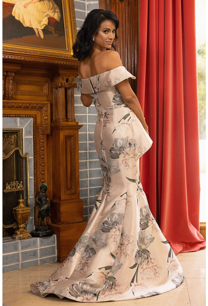 Terani Couture 242M3363 Vestido largo de noche ajustado para fiesta formal
