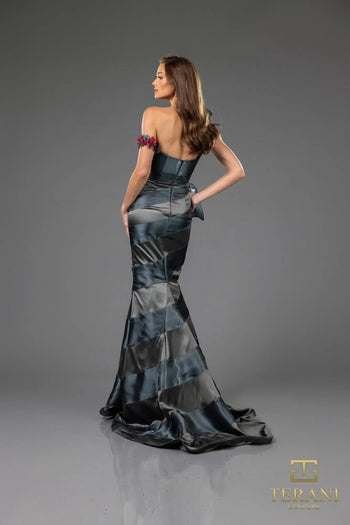Vestido de noche largo asimétrico sin mangas con corte trompeta Terani Couture 251e4284