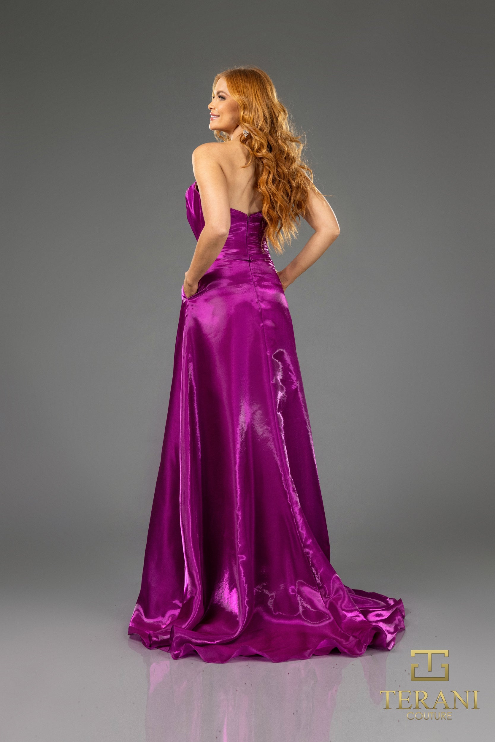 Terani Couture 251e4637 Vestido de noche largo de organza sin mangas en corte A
