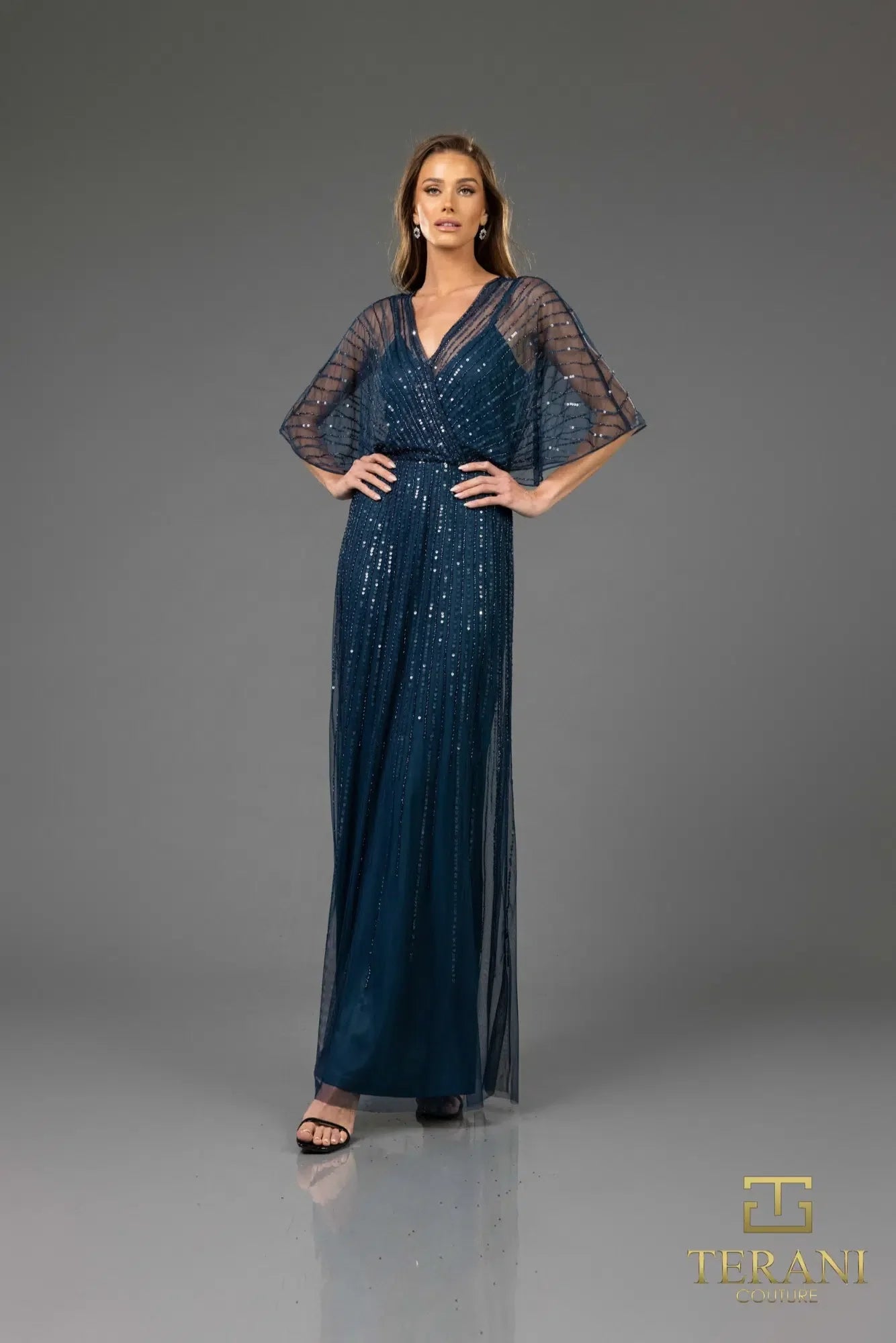 Terani Couture 251m4613 Impresionante vestido largo de lentejuelas con escote en V y corte A