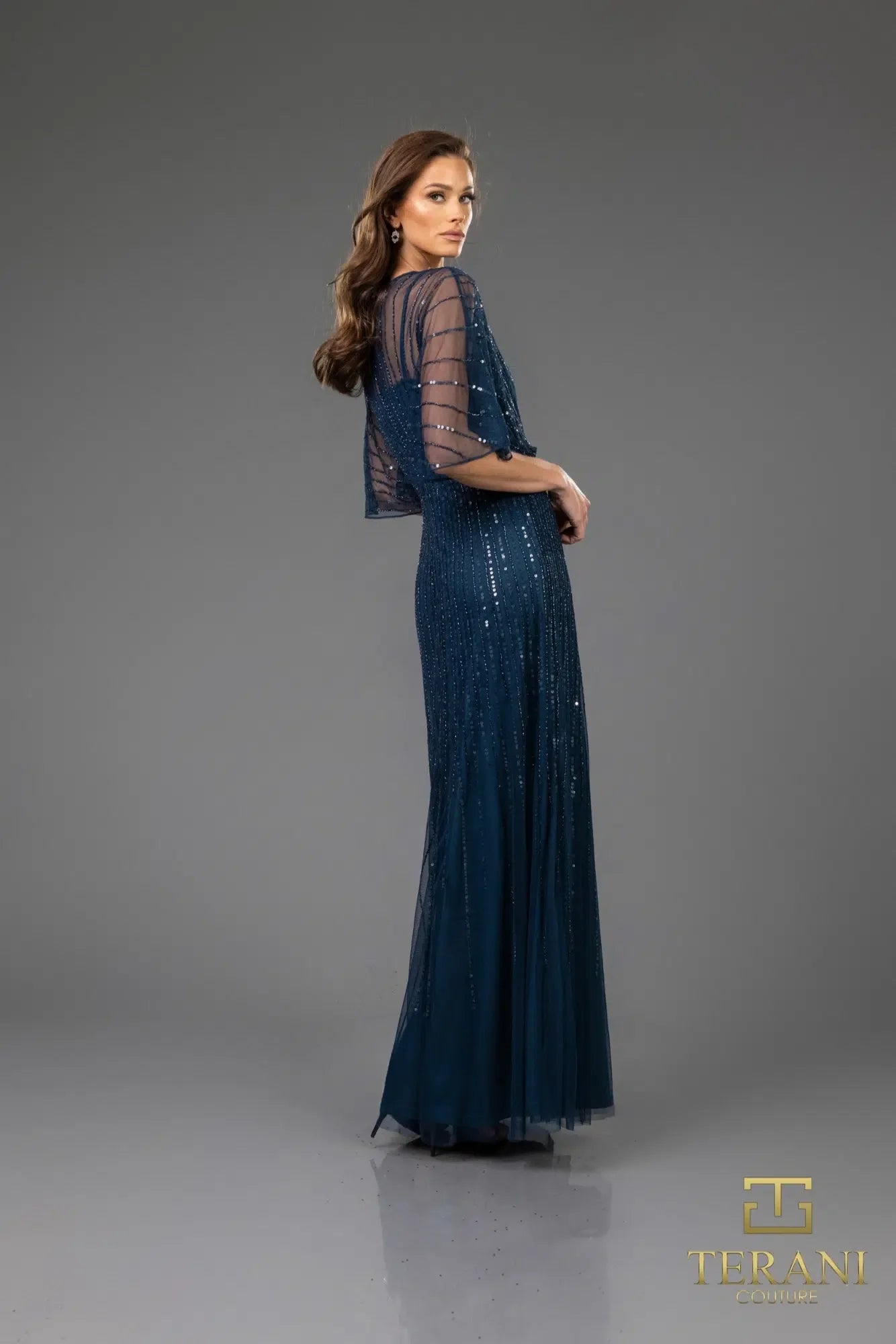 Terani Couture 251m4613 Impresionante vestido largo de lentejuelas con escote en V y corte A