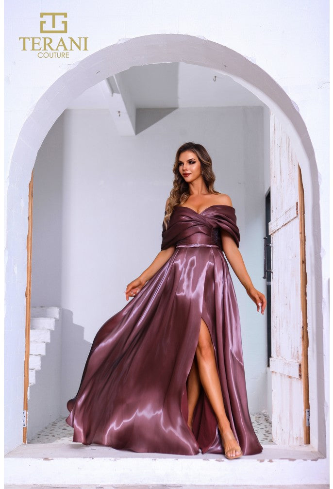Terani Couture 251m4044 Vestido largo con abertura frontal y hombros descubiertos 