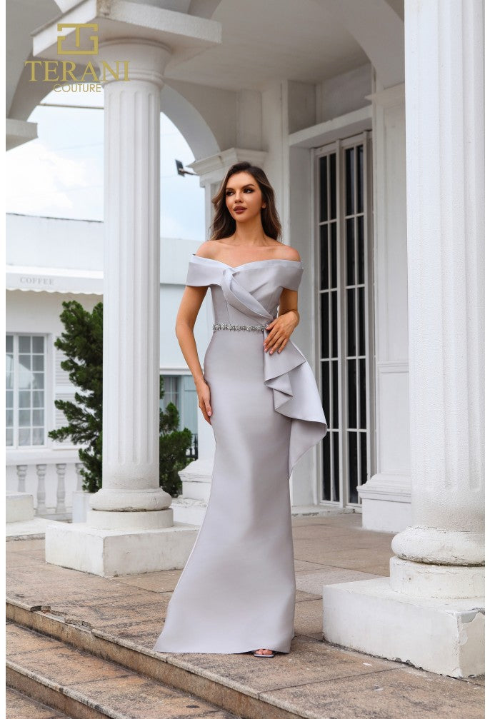 Vestido largo de corte trompeta en mikado con hombros descubiertos Terani Couture 251m4452 