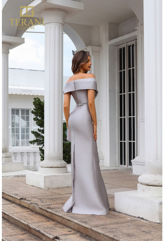 Vestido largo de corte trompeta en mikado con hombros descubiertos Terani Couture 251m4452 