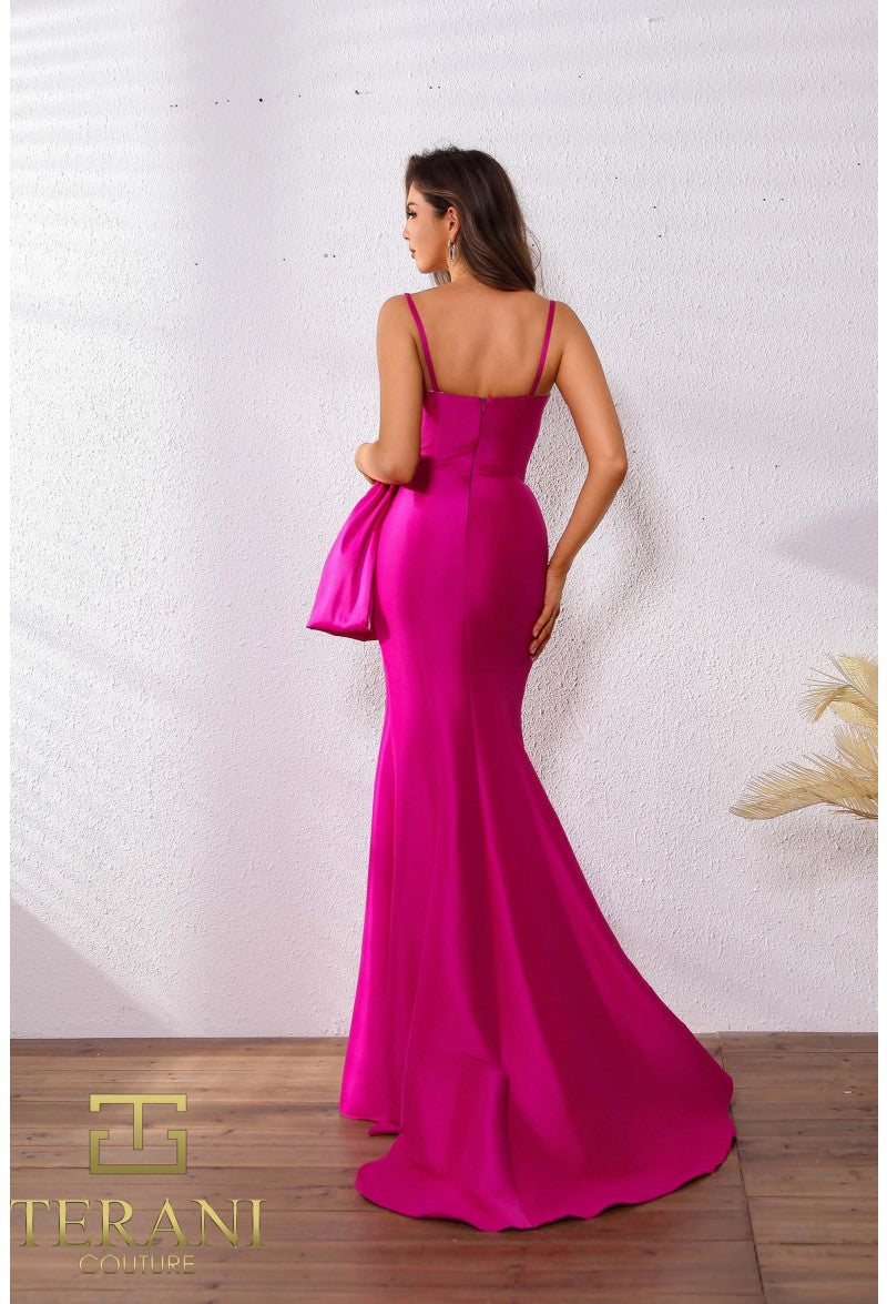 Terani Couture 251P4006 Vestido largo ajustado de noche con abertura para graduación