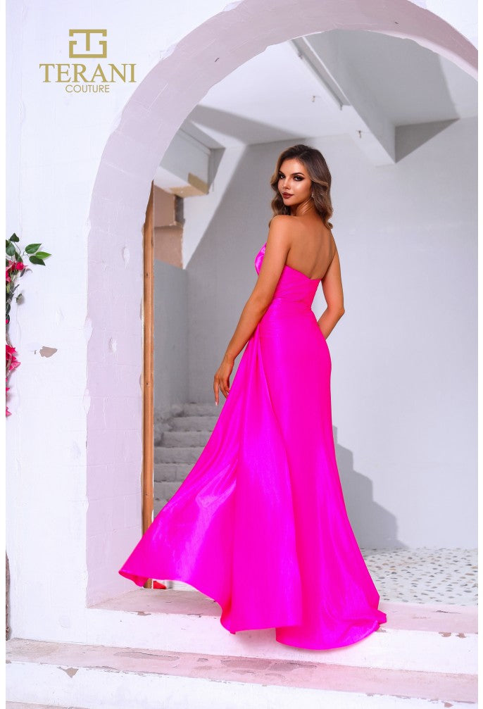 Vestido de fiesta largo, entallado y acampanado, elástico, metalizado, sin tirantes, Terani Couture 251p4055 