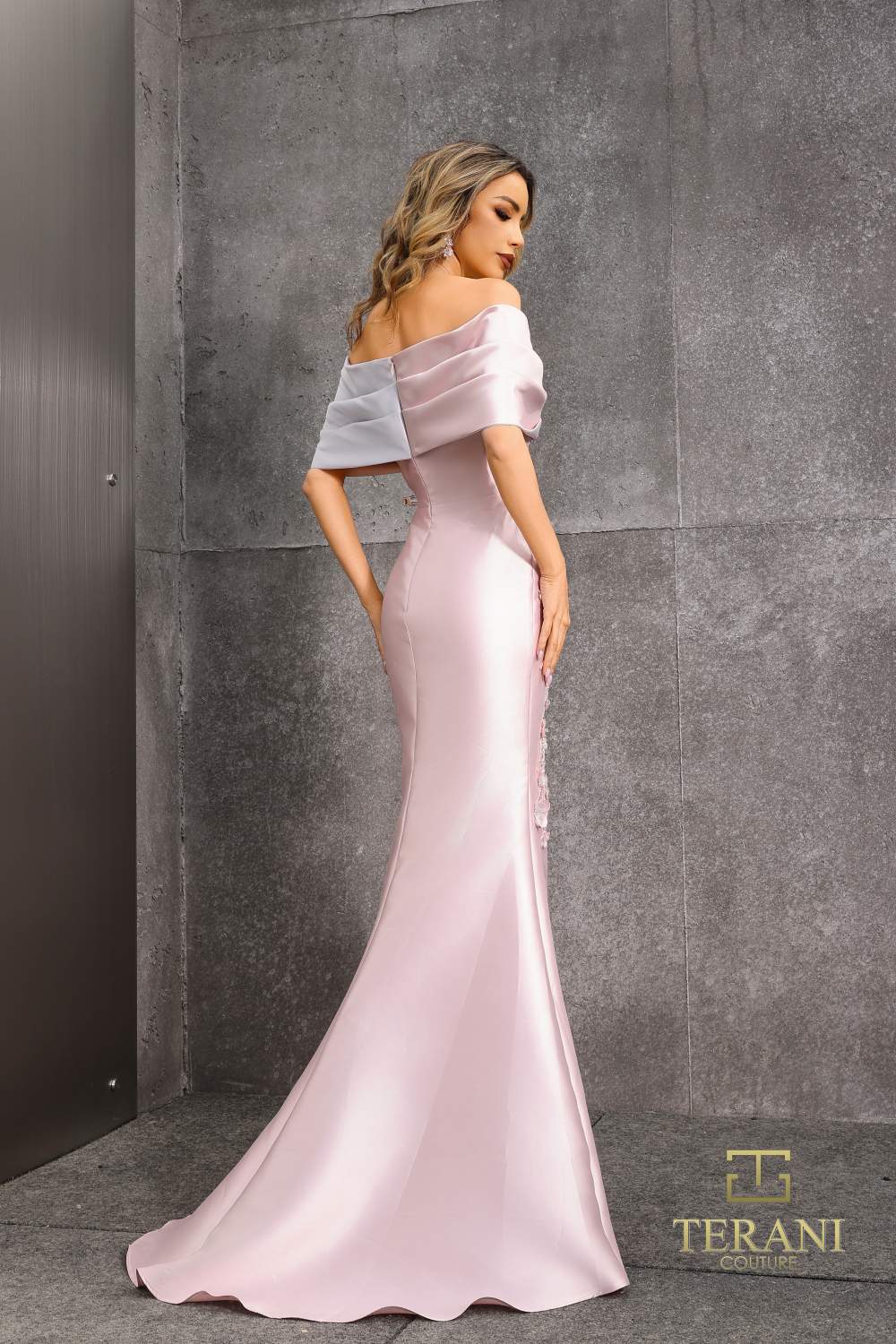 Terani Couture 252m5324 Vestido de noche largo estilo sirena con volantes