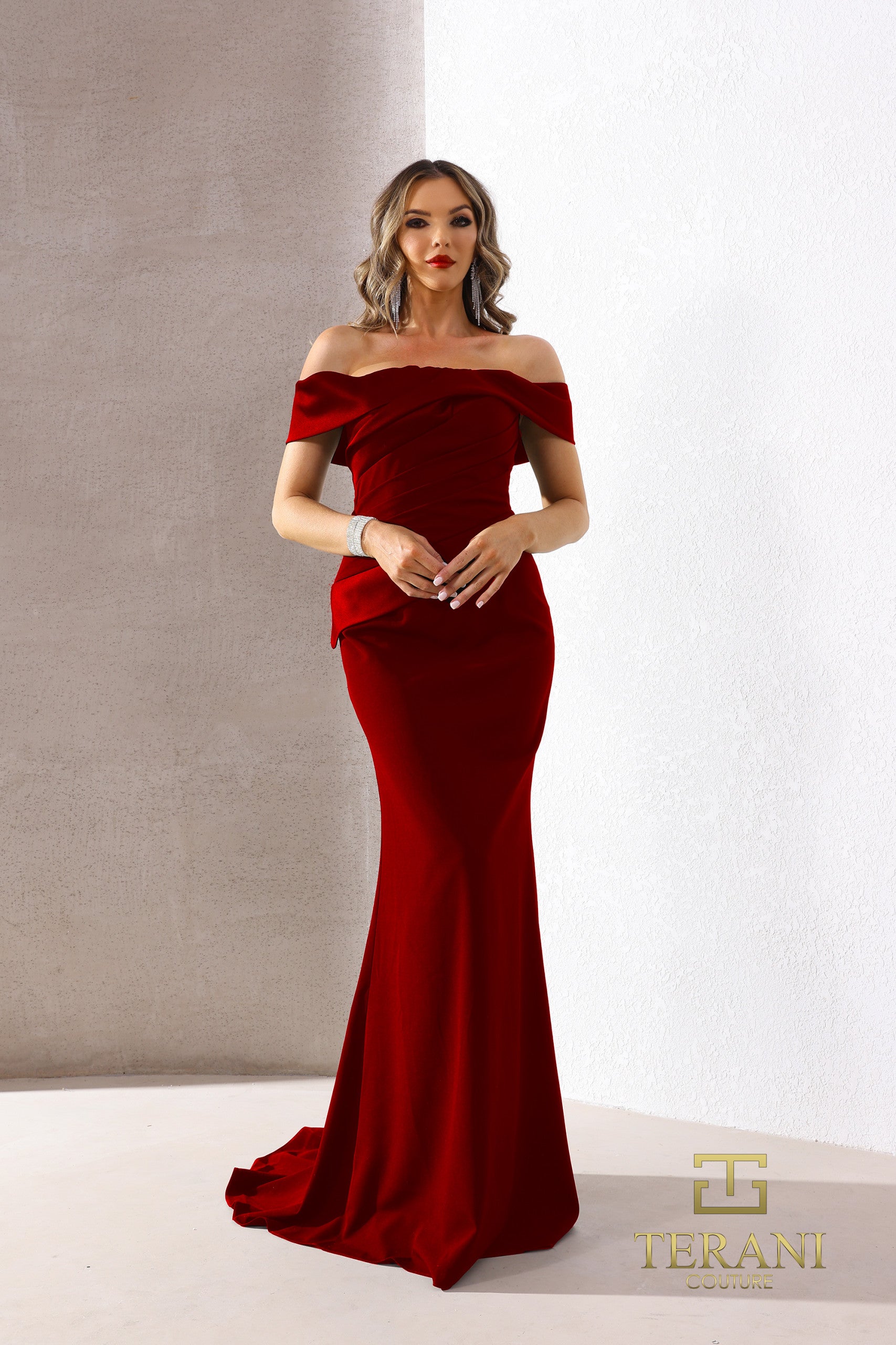 green emerald velvet dress Stretch Satin Sleek Long Glitter Prom Dress main image 1