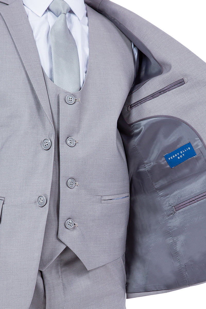 Traje de boda para niño Perry Ellis en gris claro.