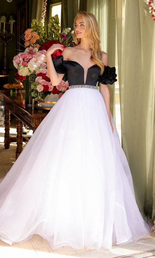Ava Presley Black/White Apparel & Accessories > Clothing > Dresses