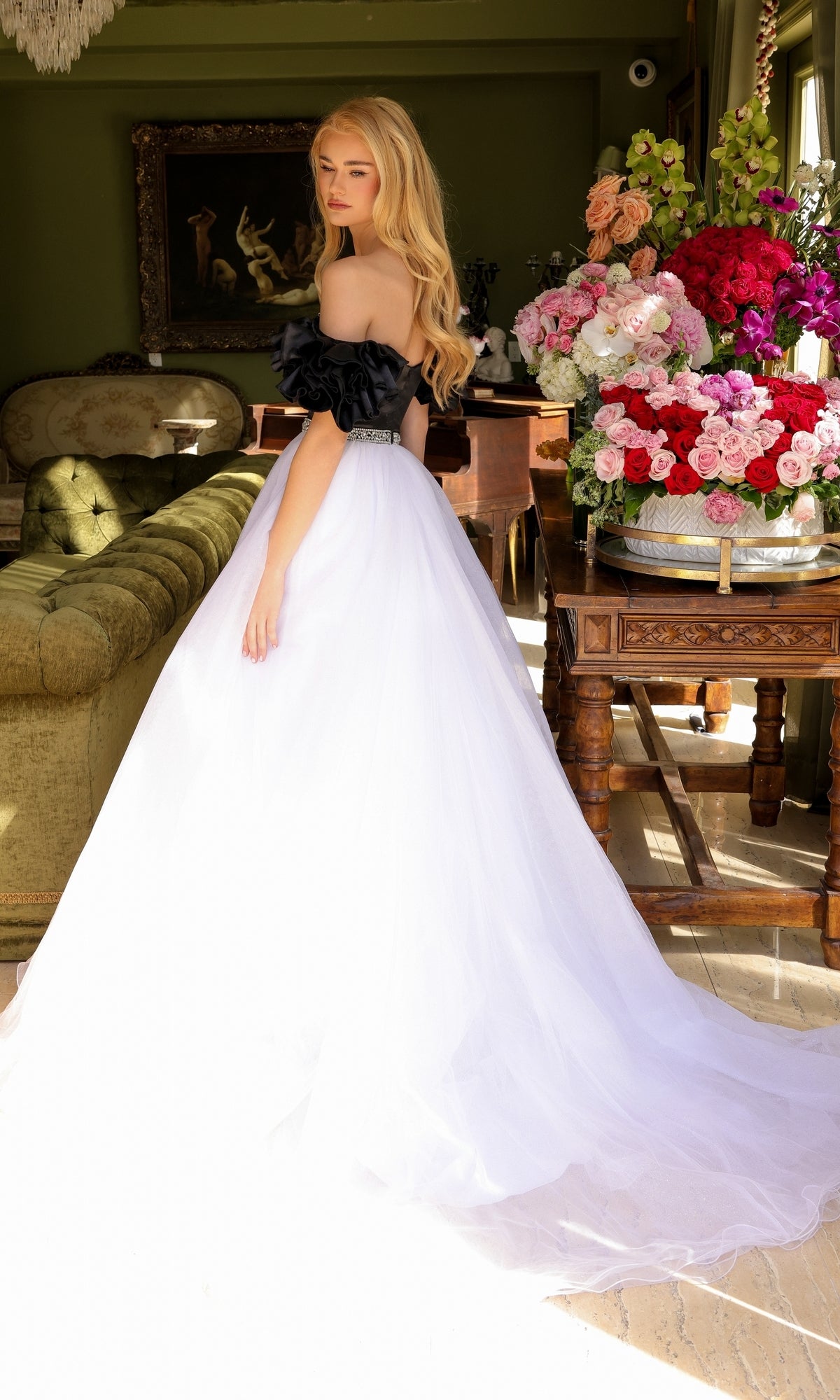 Ava Presley Black/White Apparel & Accessories > Clothing > Dresses