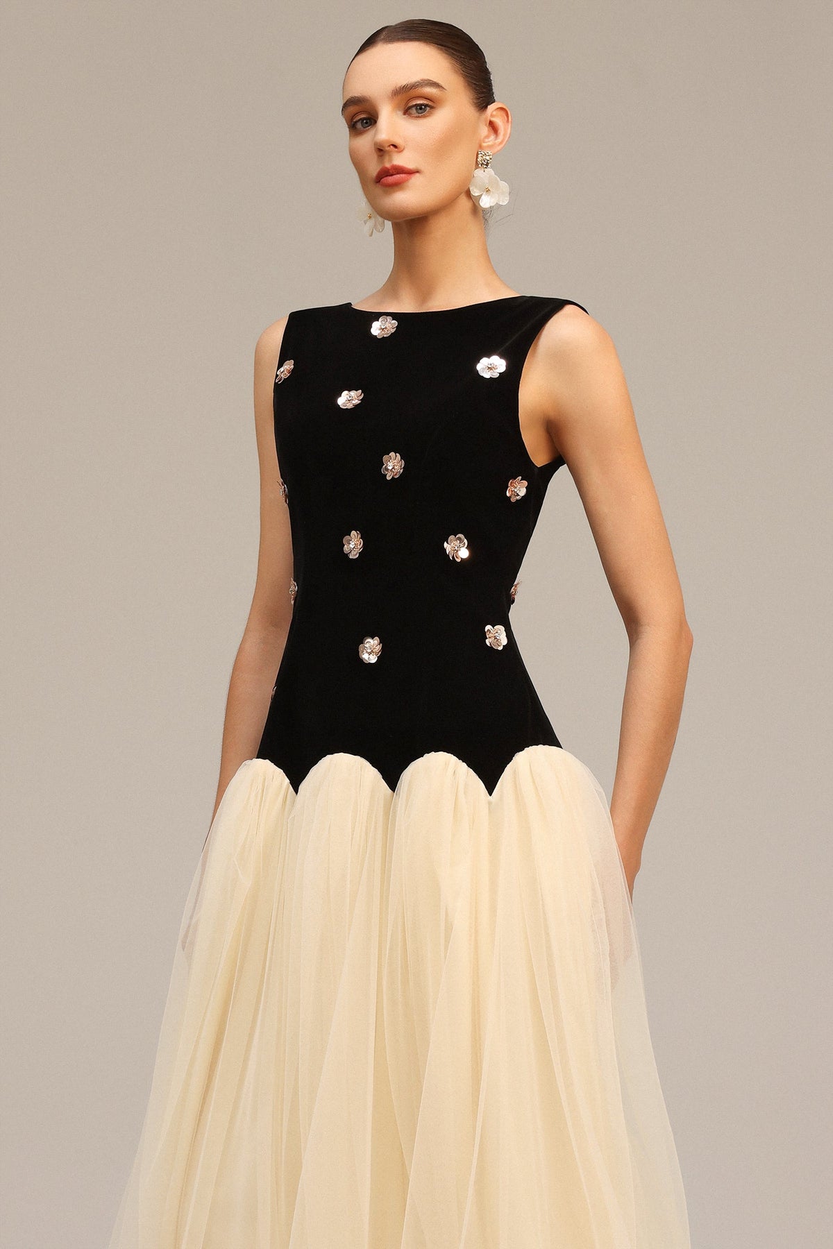 Bella Barnett C-Dresses