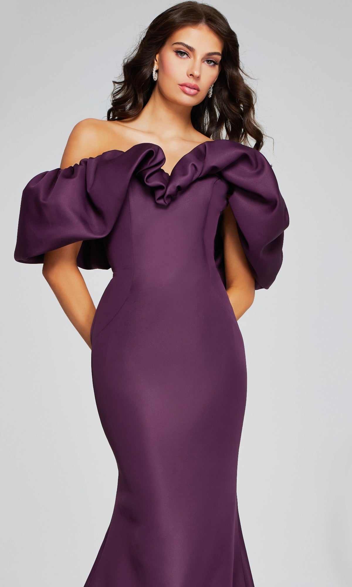 Sofisticado vestido largo de Jovani 40596