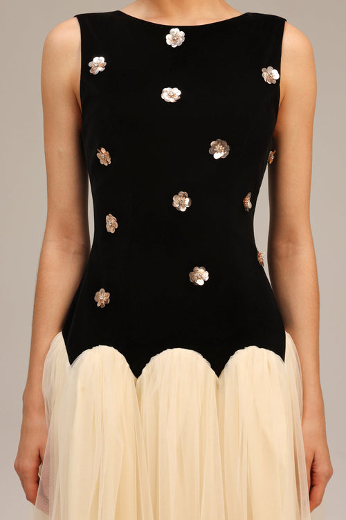 Bella Barnett C-Dresses