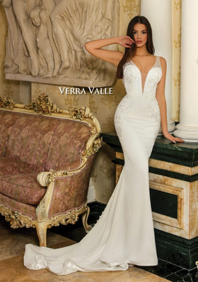 Clarisse 900209 Plunging Lace Bodice Mermaid Bridal Gown