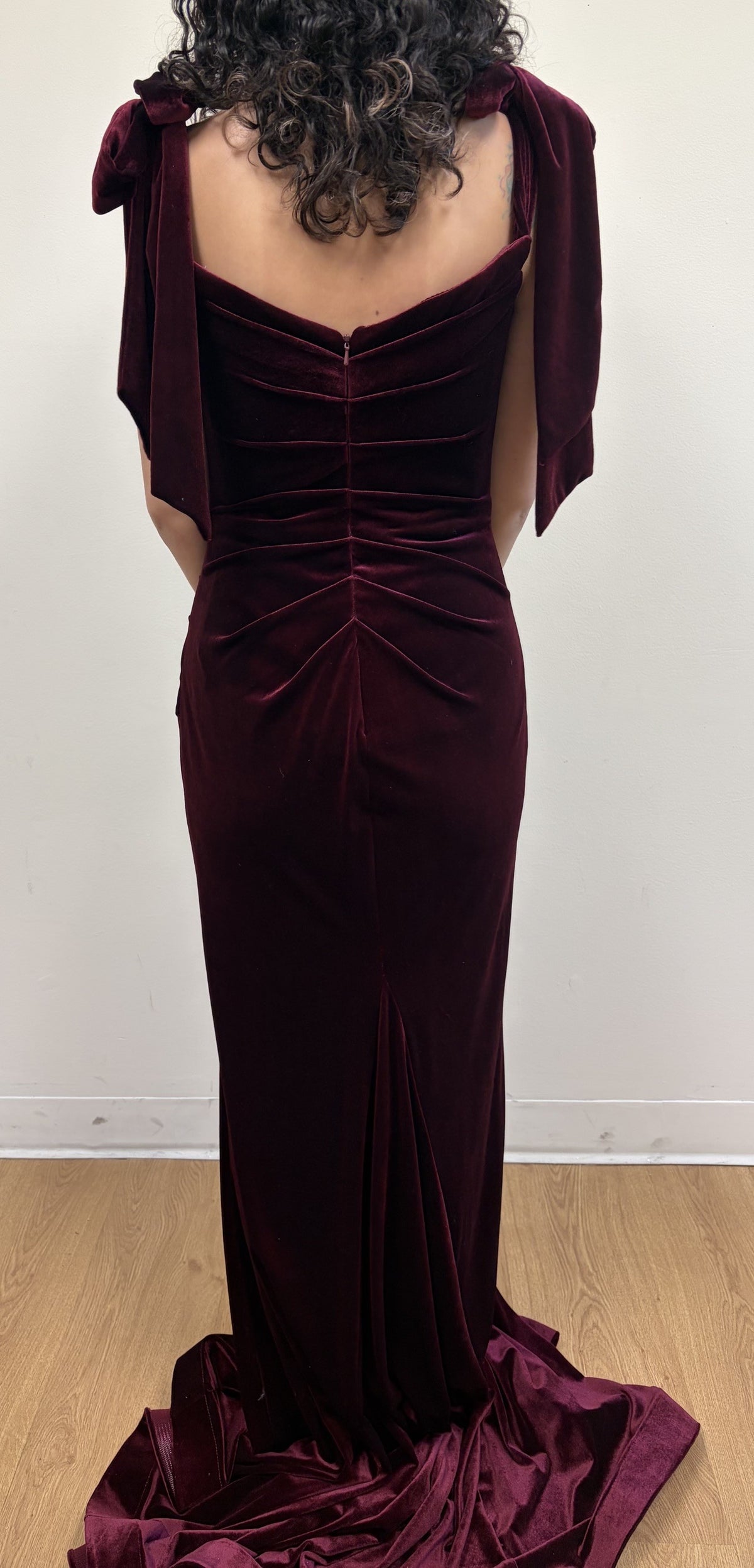 Royal Queen Black Velvet Dress