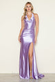 Vestido de satén ajustado con escote halter y abertura de Poly USA 9562