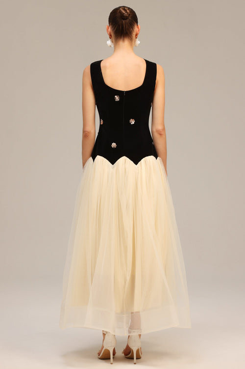 Bella Barnett C-Dresses