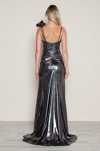 Vestido metálico sin mangas con abertura de Poly USA 9680