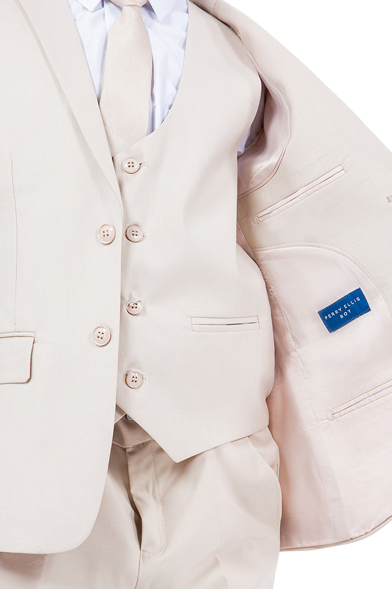 Traje de boda para niño Perry Ellis en color tostado.