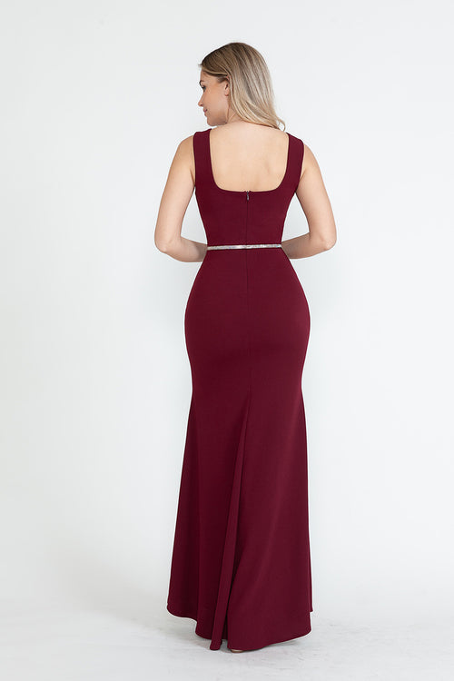 Vestido de noche ajustado con escote corazón y abertura en el muslo de Lenovia 5258