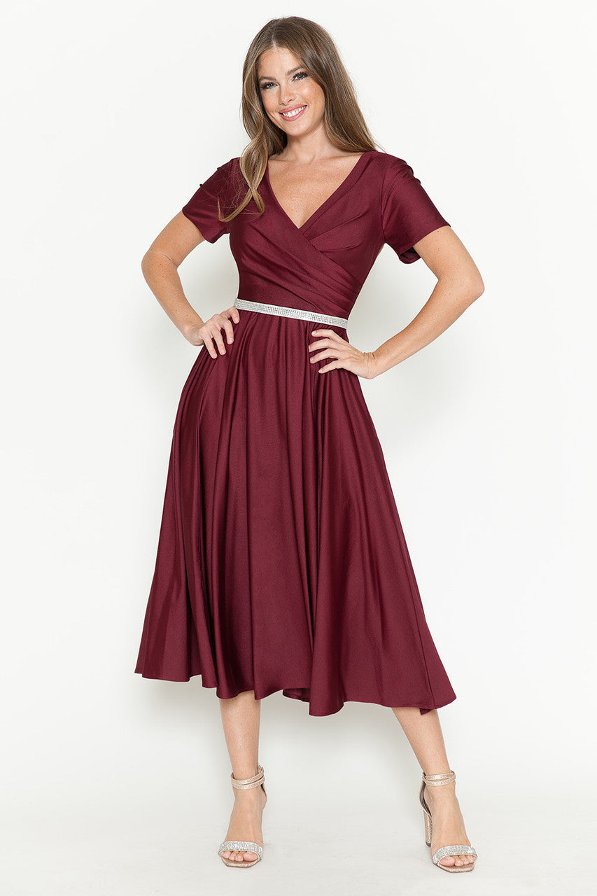 Vestido de cóctel midi Lenovia 5274 con escote en V, manga corta y cintura de diamantes de imitación. Ideal para bodas y eventos formales.