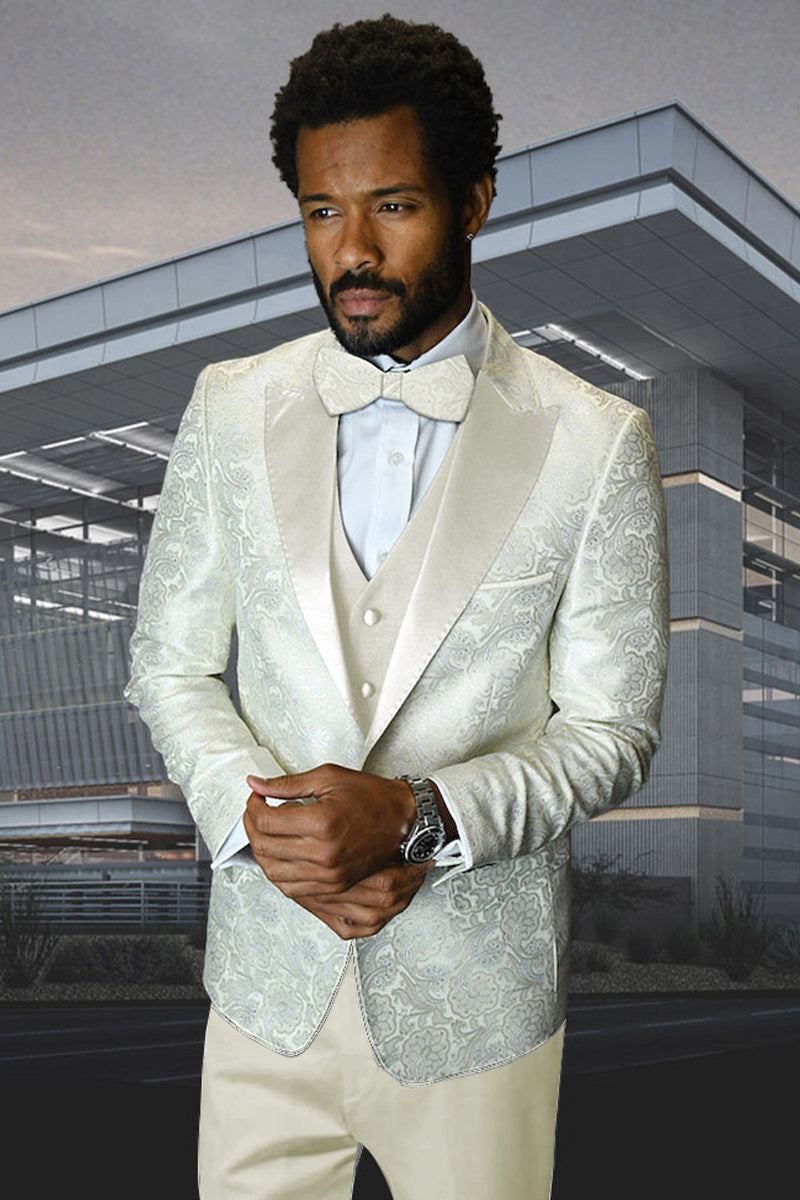 Esmoquin de boda de diseño para hombre, con solapa de pico y diseño Pailey en satén brillante, color marfil y blanco roto.