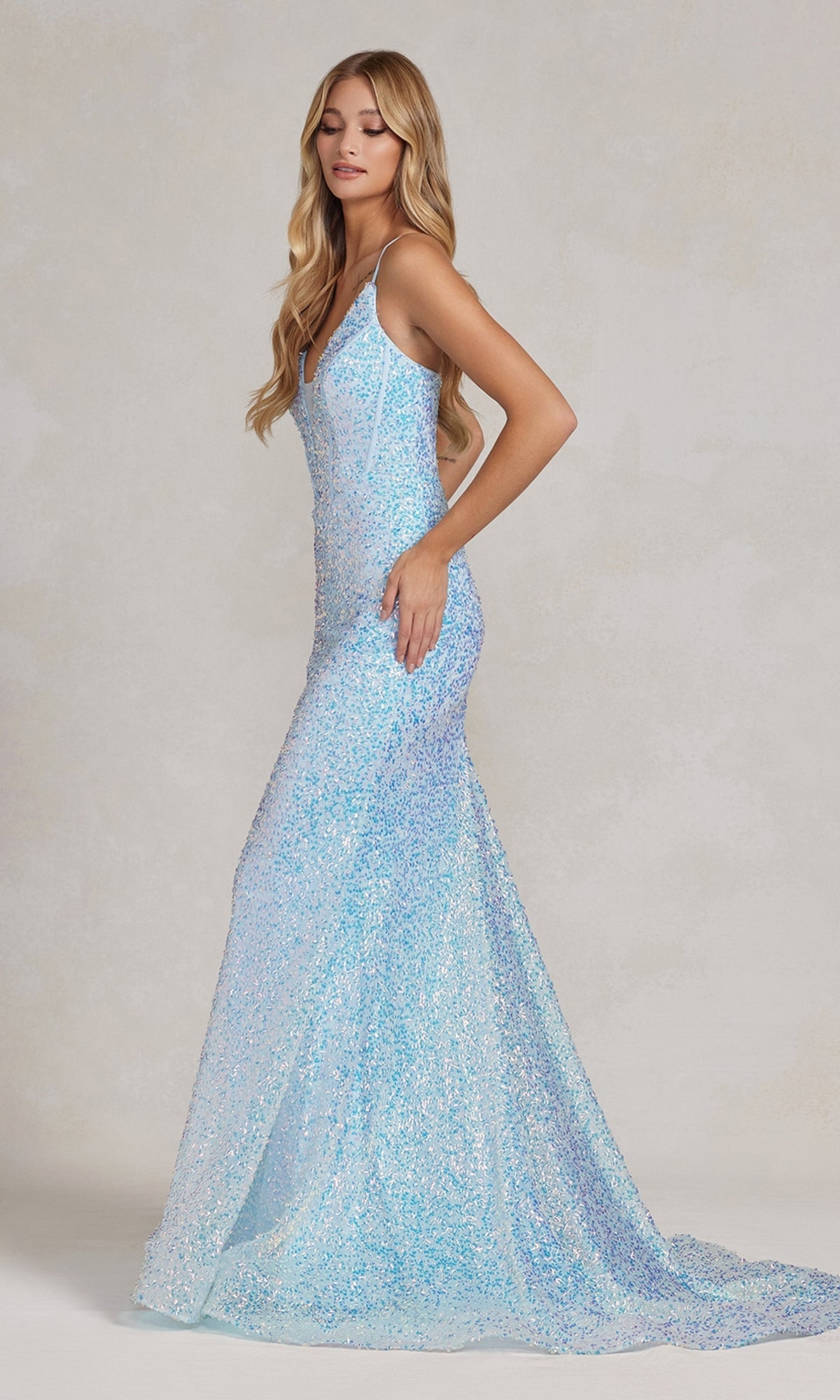 Vestido de fiesta largo con lentejuelas y escote en V profundo C1094 con espalda de corsé