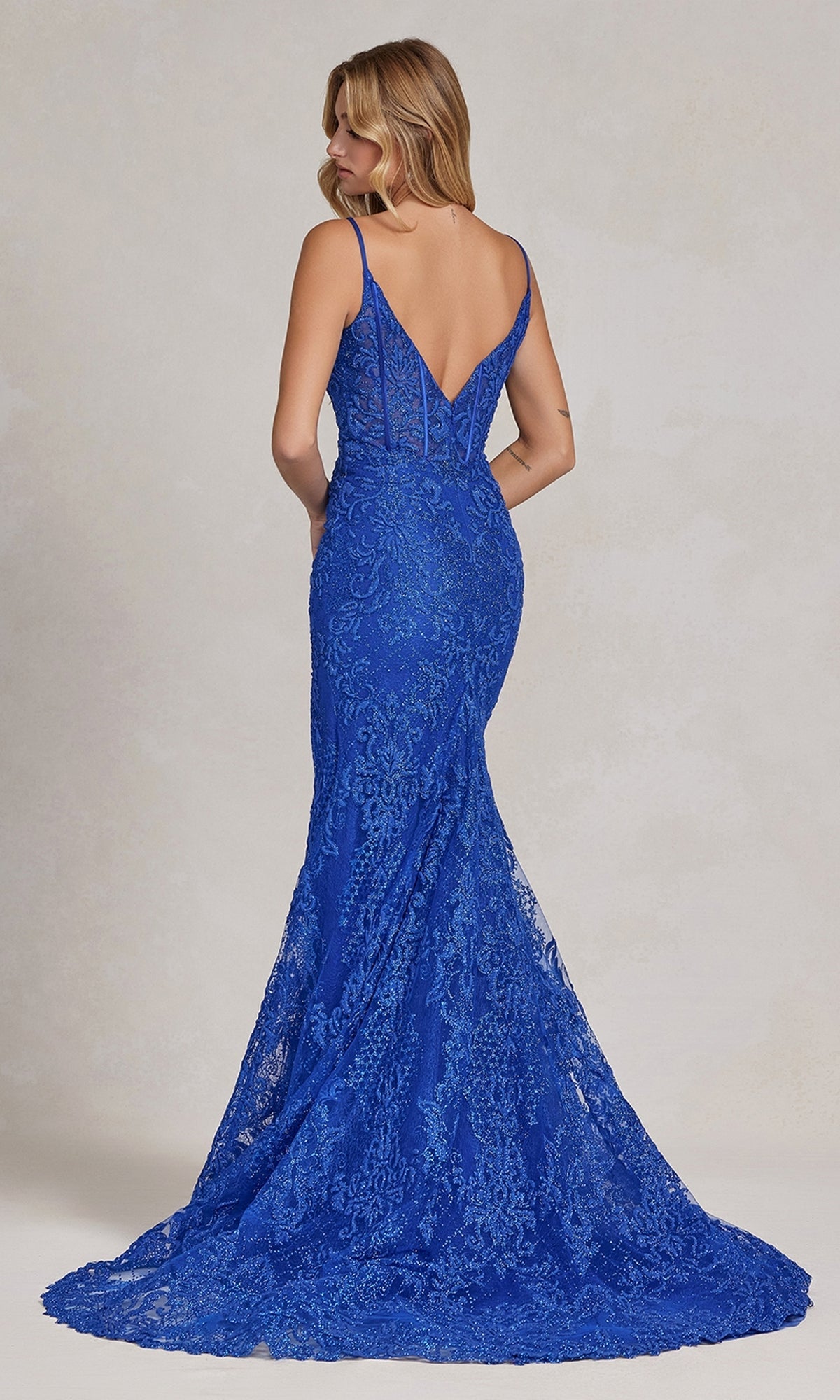 Vestido de fiesta de encaje brillante con abertura – C1100