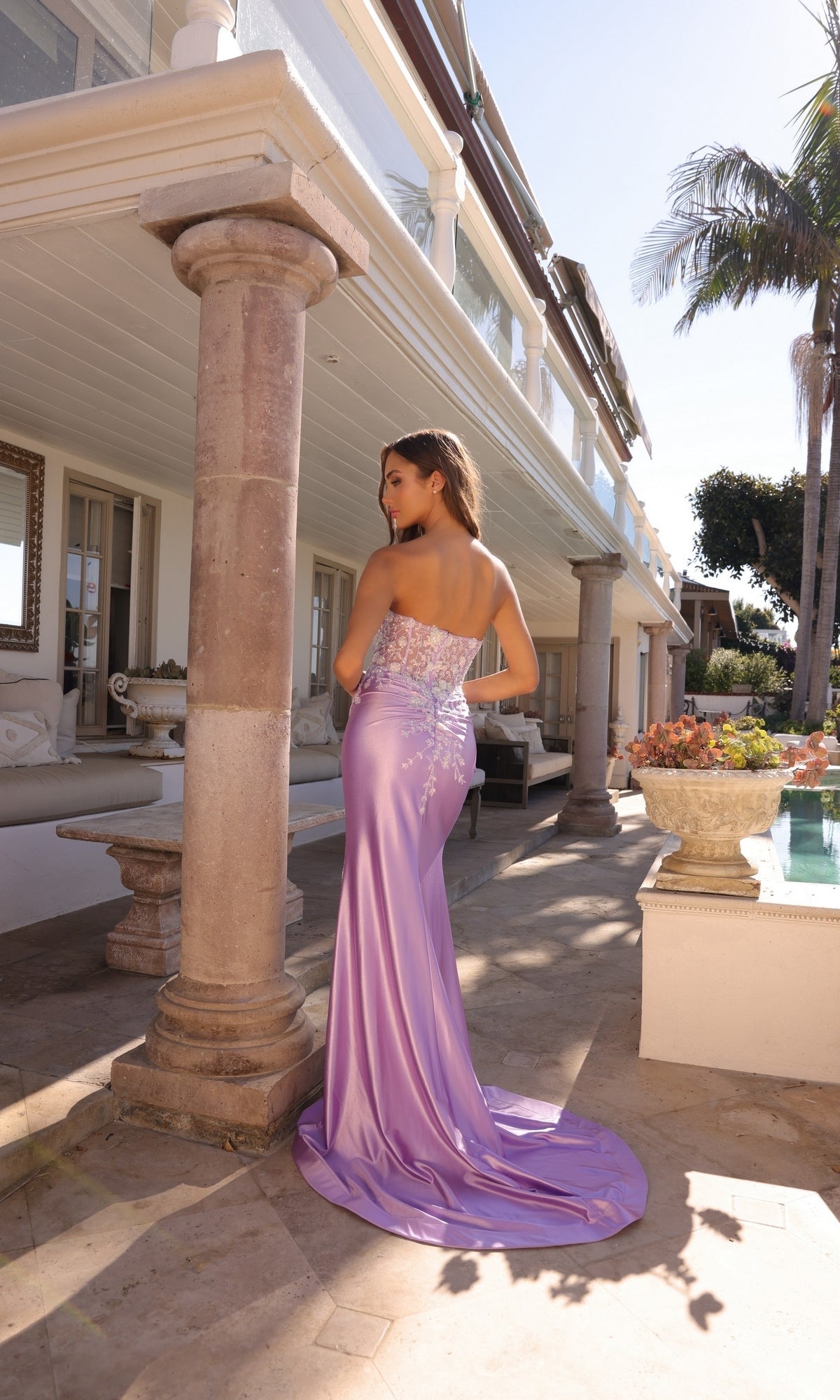 Vestido de fiesta largo sin tirantes C1346 con escote corazón