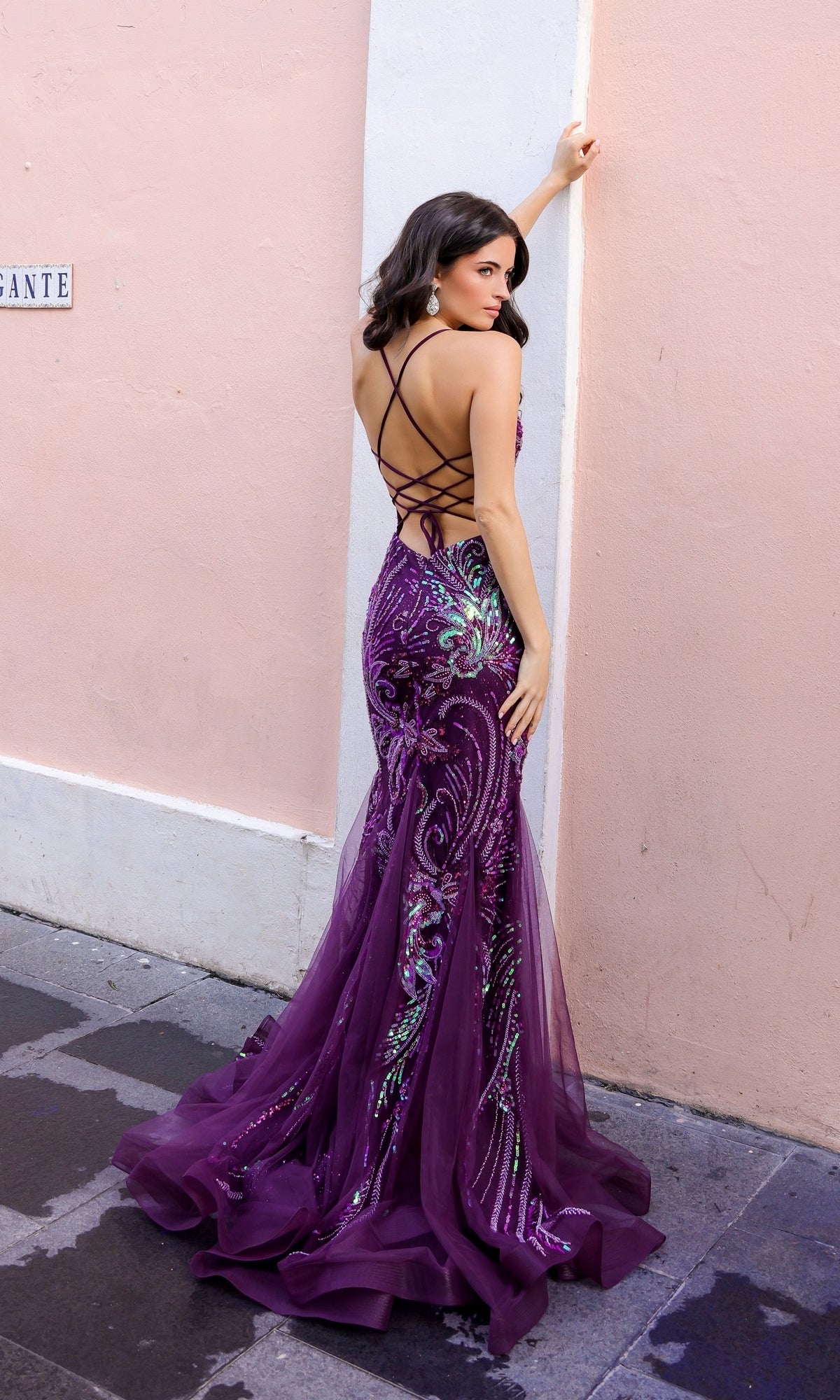 Vestido de fiesta de sirena con lentejuelas ceñido de Nox Anabel C1416