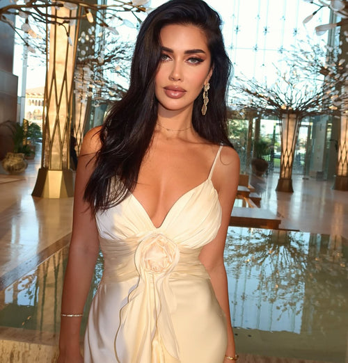 Bella Barnett C-Dresses