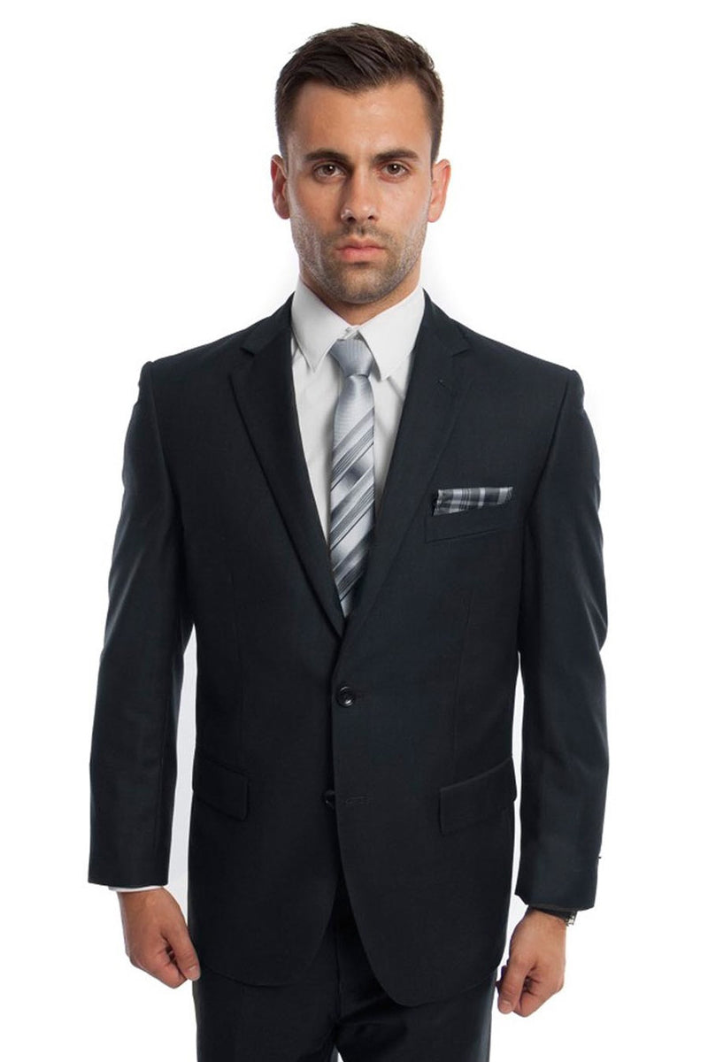 Traje de negocios básico de dos botones y corte moderno para hombre en azul marino oscuro